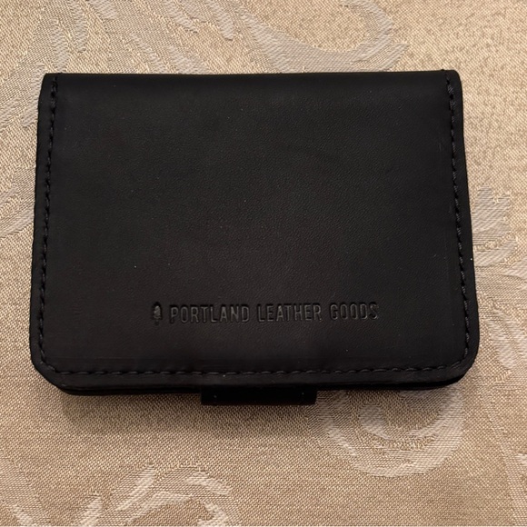 Portland Leather Handbags - Portland Leather Classic Black Card Holder